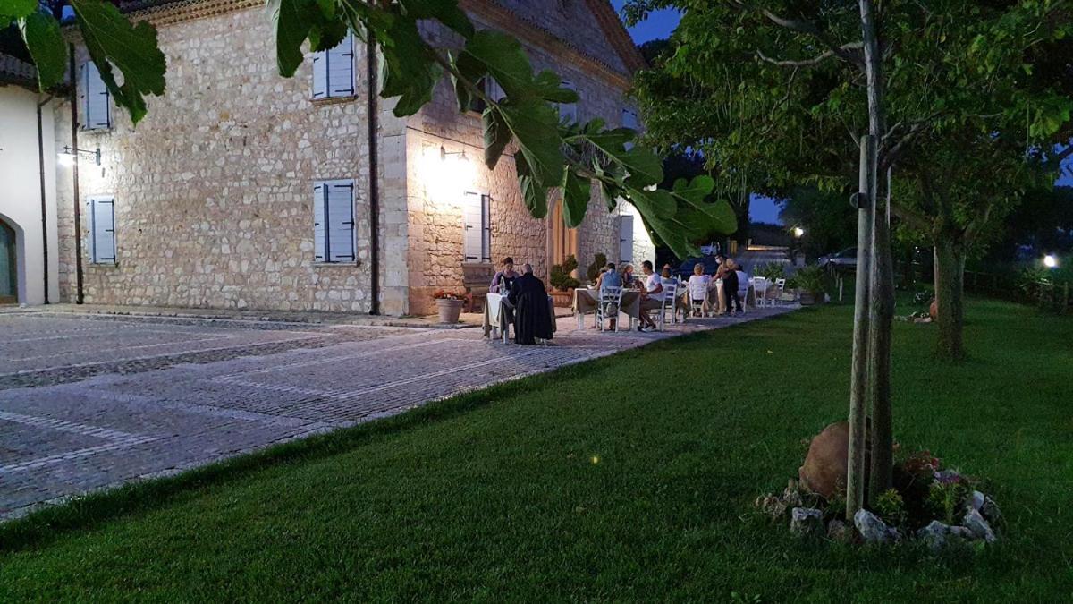 Вилла I Casali Di Colle Monte San Giuliano di Puglia Экстерьер фото